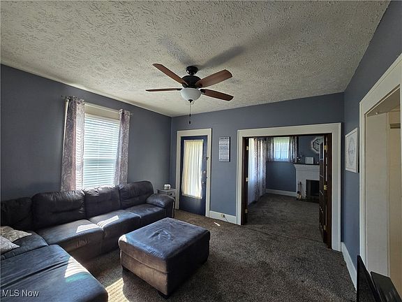 5th image of 806 Columbia Ave