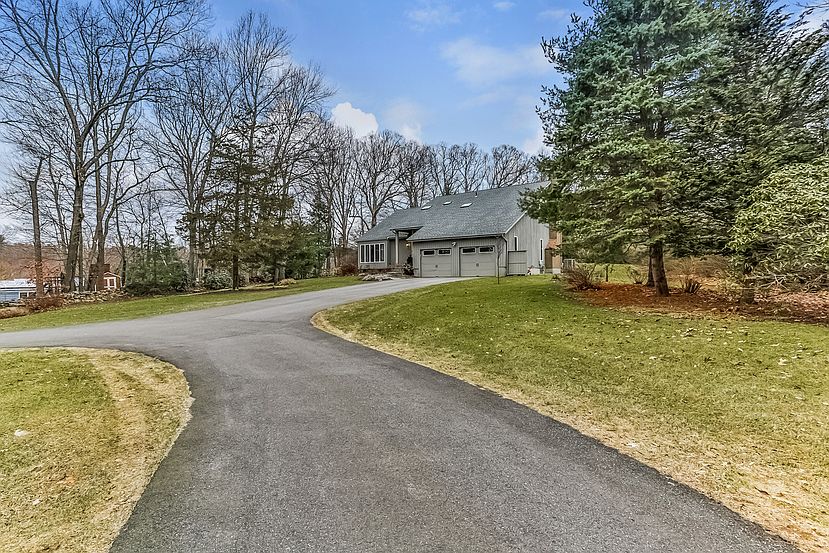 4490 Madison Ave, Trumbull, CT 06611 Zillow