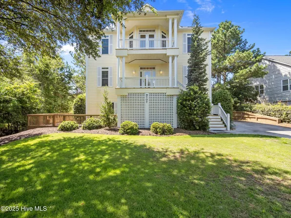 9707 Poseidon Road, Emerald Isle, NC 28594