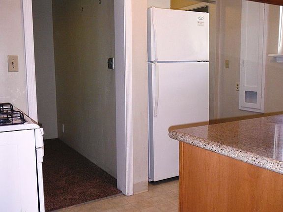 5th image of 745 N Daniel Way