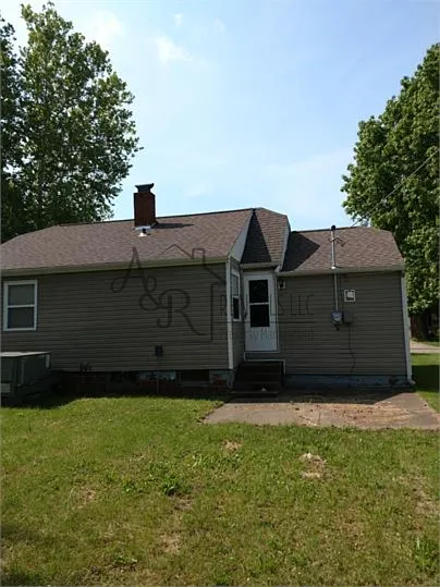 413 Fieldcrest Dr — Photo 10