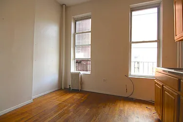 Rented by FirstService Realty (legacy)