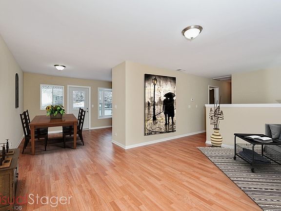 4th image of 35W712 Rose Ave