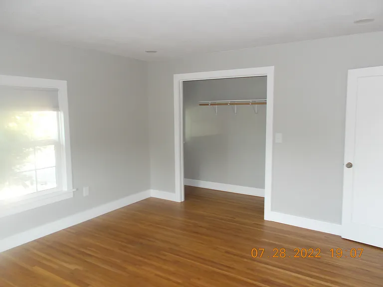 204 E 1st St #204 — Photo 29