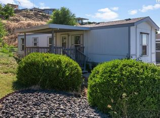 95 Ridgecliff Dr, Richland, WA 99352