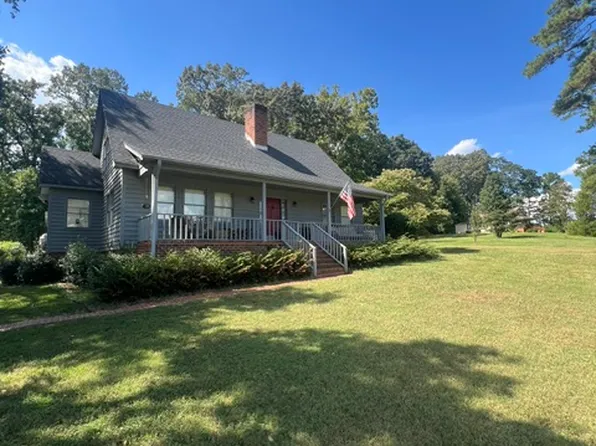 1136 Sanford Rd, Pittsboro, NC 27312