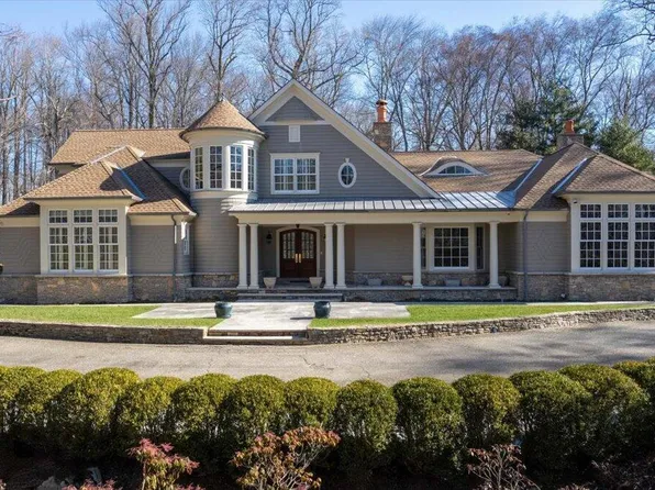 15 Highland Farm Rd, Greenwich, CT 06831