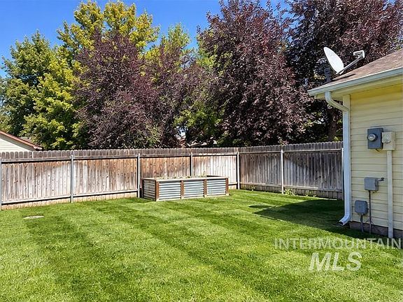 5th image of 6919 N Glencrest Way