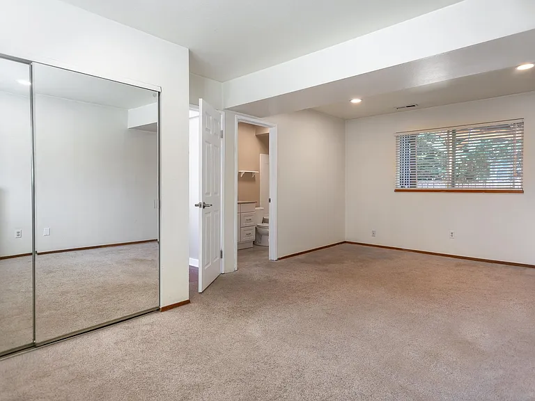 623 Harvest Rd — Photo 14