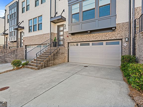 2nd image of 4382 Benfield Way SE