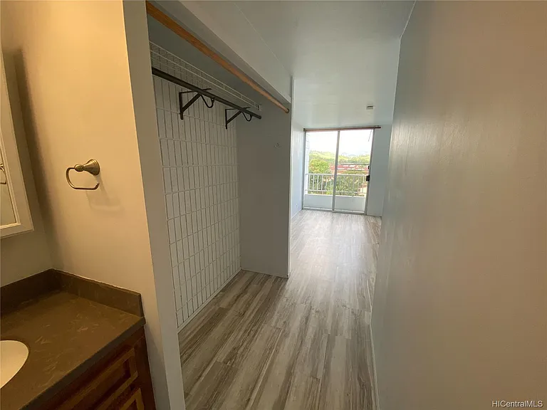 46-283 Kahuhipa St #804 — Photo 11
