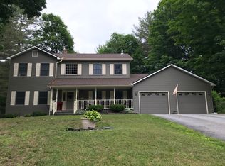 27 Woodland Dr, Barre, VT 05641