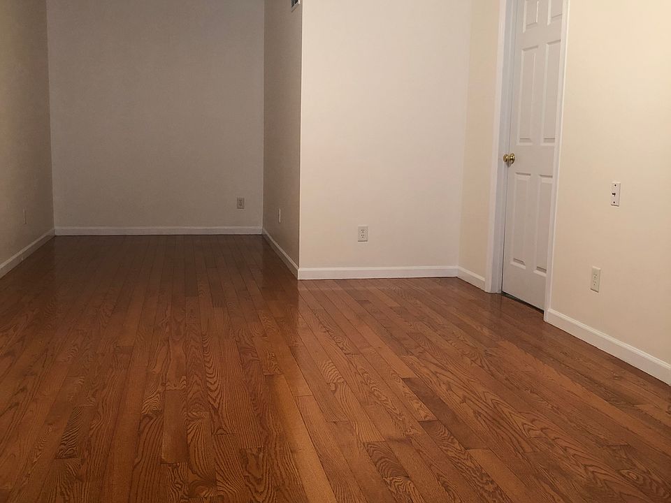 1st image of 1347 Parkview Estates Dr