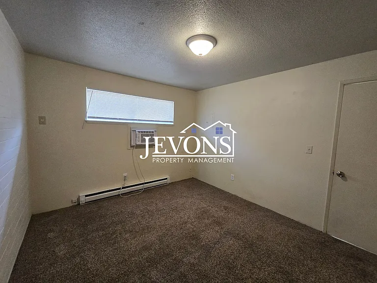16 N 6th St #2 — Photo 13