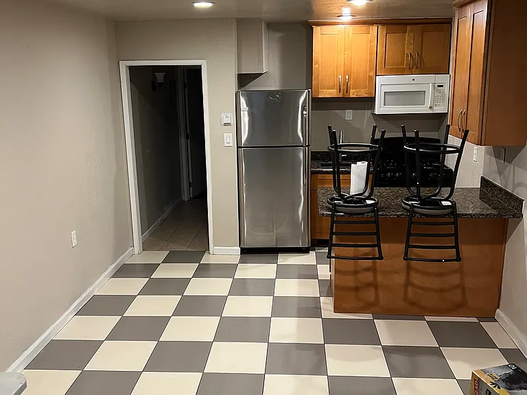 1416 D St #2 — Photo 5