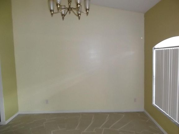 4th image of 1262 SW Minyo Ave