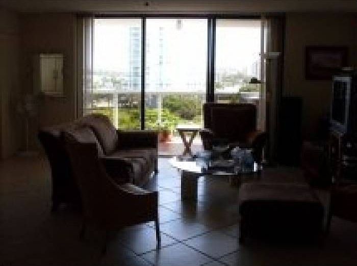 2nd image of 9 Island Ave APT 811