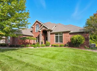 219 Twin Eagles Blvd, Huntertown, IN 46748