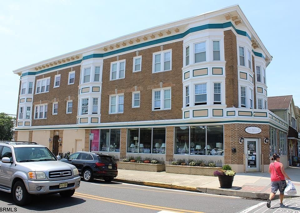 1st image of 701 Asbury Ave #3C