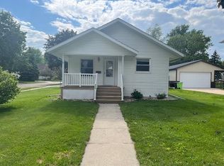 320 S Grove St, Waupun, WI 53963