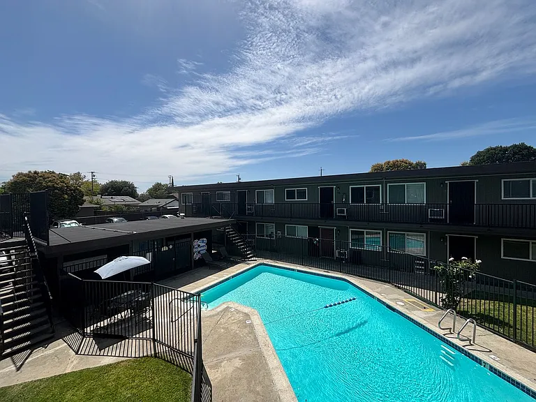 Available Spacious Apartments at H Street, Antioch, CA — Photo 11