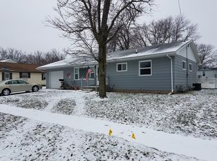 1401 Wright St, Bloomington, IL