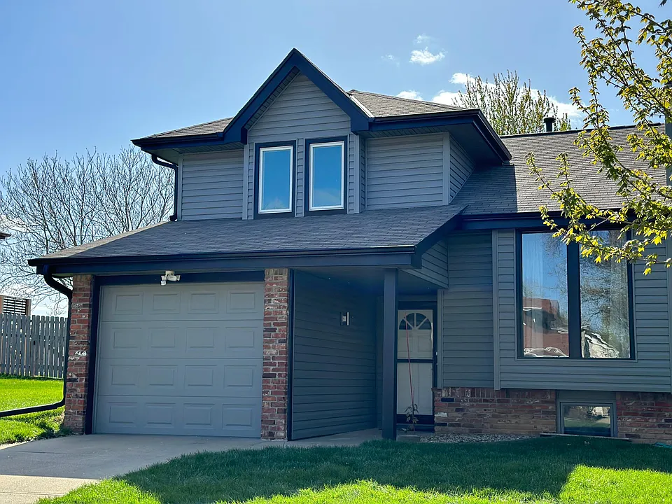 1230 Edgewood Blvd