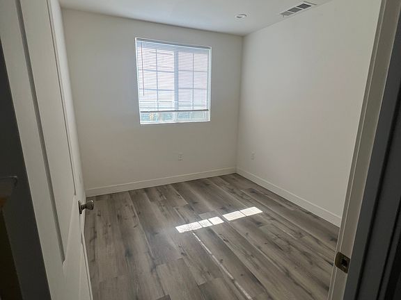2nd image of 1321 W 24th St #3