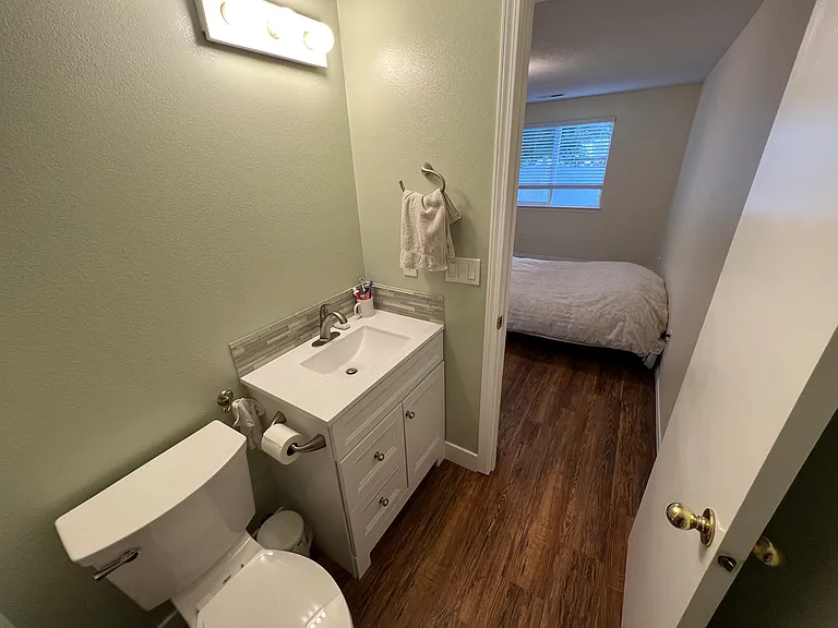 15705 NE Hickory St — Photo 3