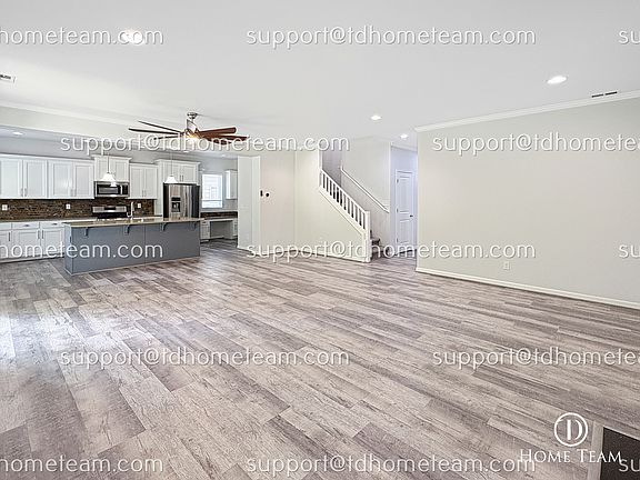 5th image of 27466 211th Ct SE
