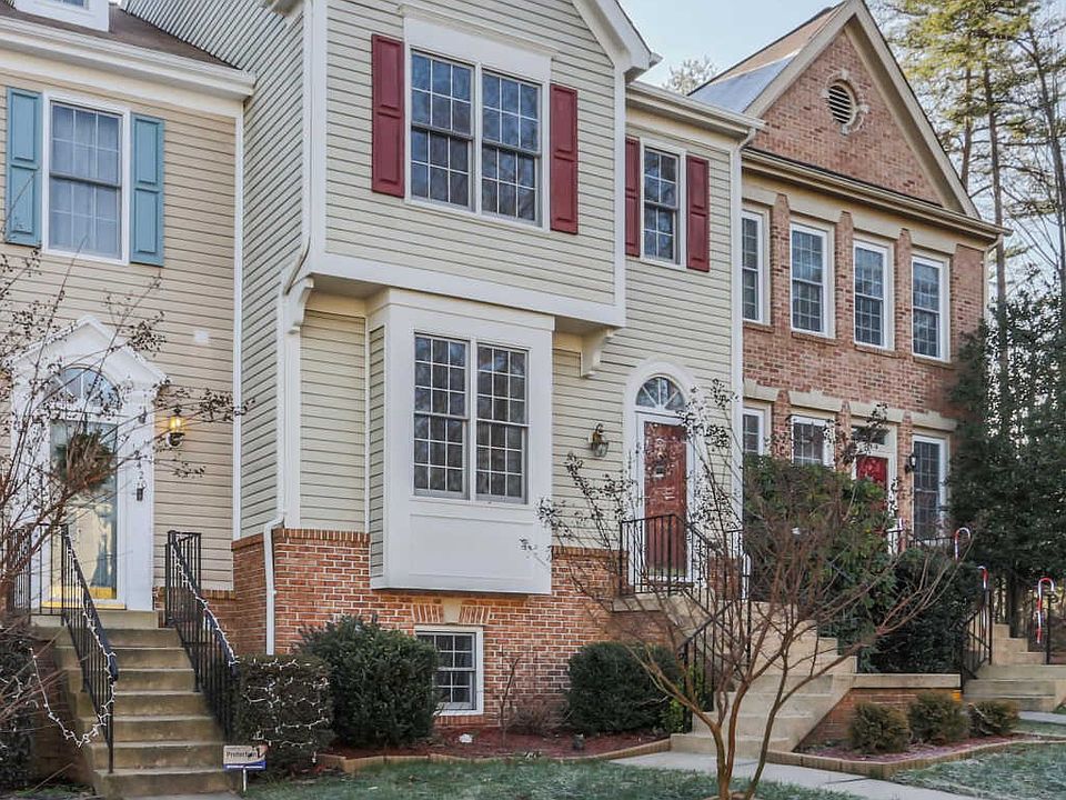 1st image of 12418 Abbey Knoll Ct