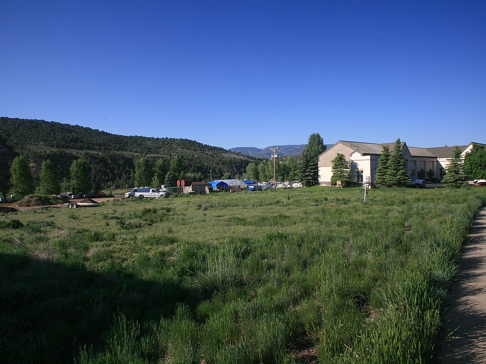2nd image of 1248 Chambers