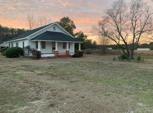 123 Smith Mill Rd, Lumberton, NC 28358