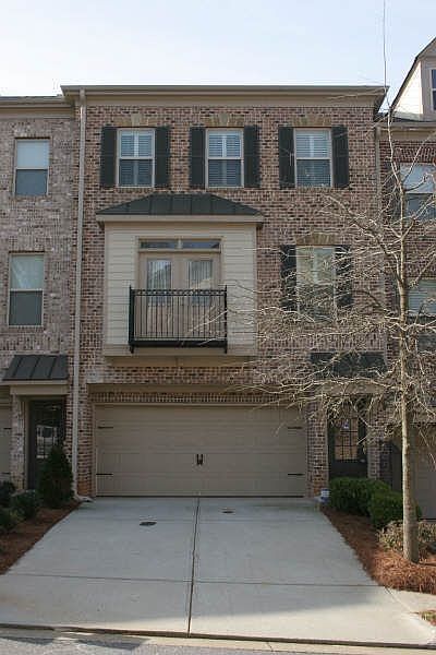2nd image of 2740 Blakely Dr