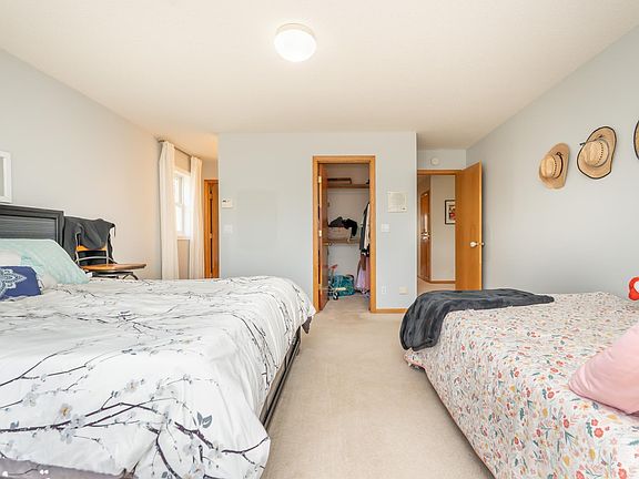 5th image of 17200 Tungsten St NW