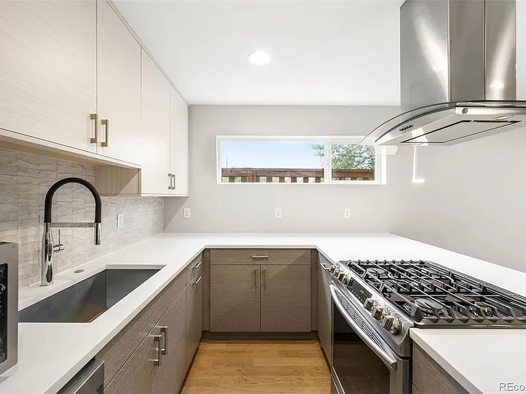 1331 Yates St — Photo 9