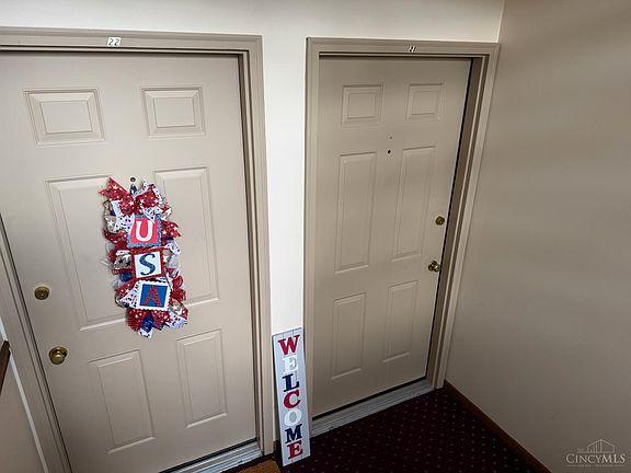 5th image of 3971 School Section Rd APT 21