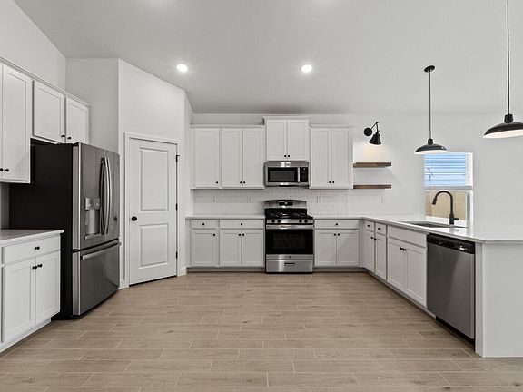 5th image of 7426 S 76th Drive