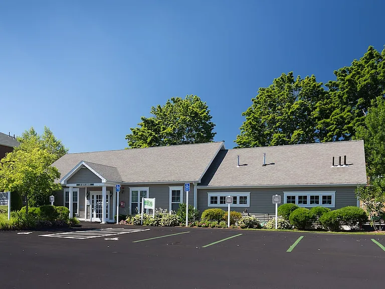 Leasing center entrance