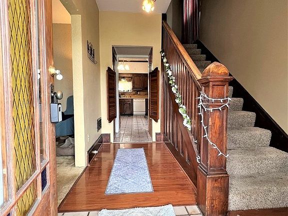 4th image of 1509 Globe St