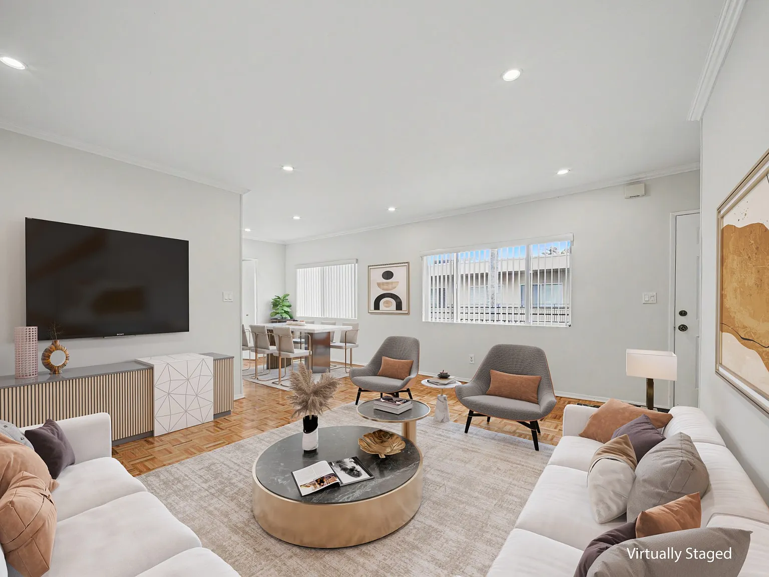 3 bed, 1043 sqft, $2,800 — Photo 3