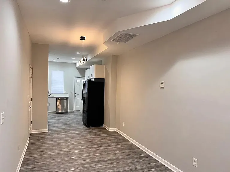 503 N Lakewood Ave #4 — Photo 4