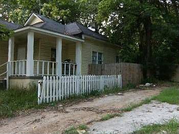 1st image of 1276 E McLemore Ave
