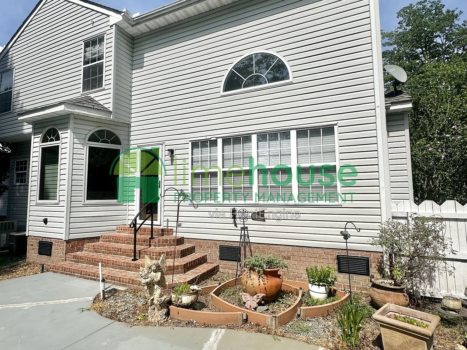 4 bed, 3.5 bath, 2659 sqft, $3,100 — Photo 1