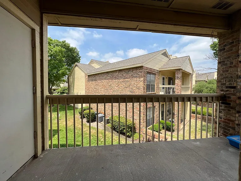 3140 Devonshire Dr #236H — Photo 13