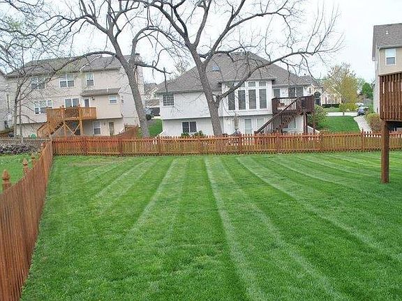 3rd image of 2506 NE Quail Walk Ct