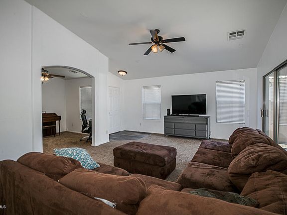 5th image of 41708 N Maple Ln