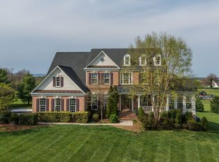 38562 Bettis Dr, Hamilton, VA 20158