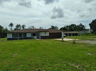 19901 Skipper Rd, North Fort Myers, FL 33917