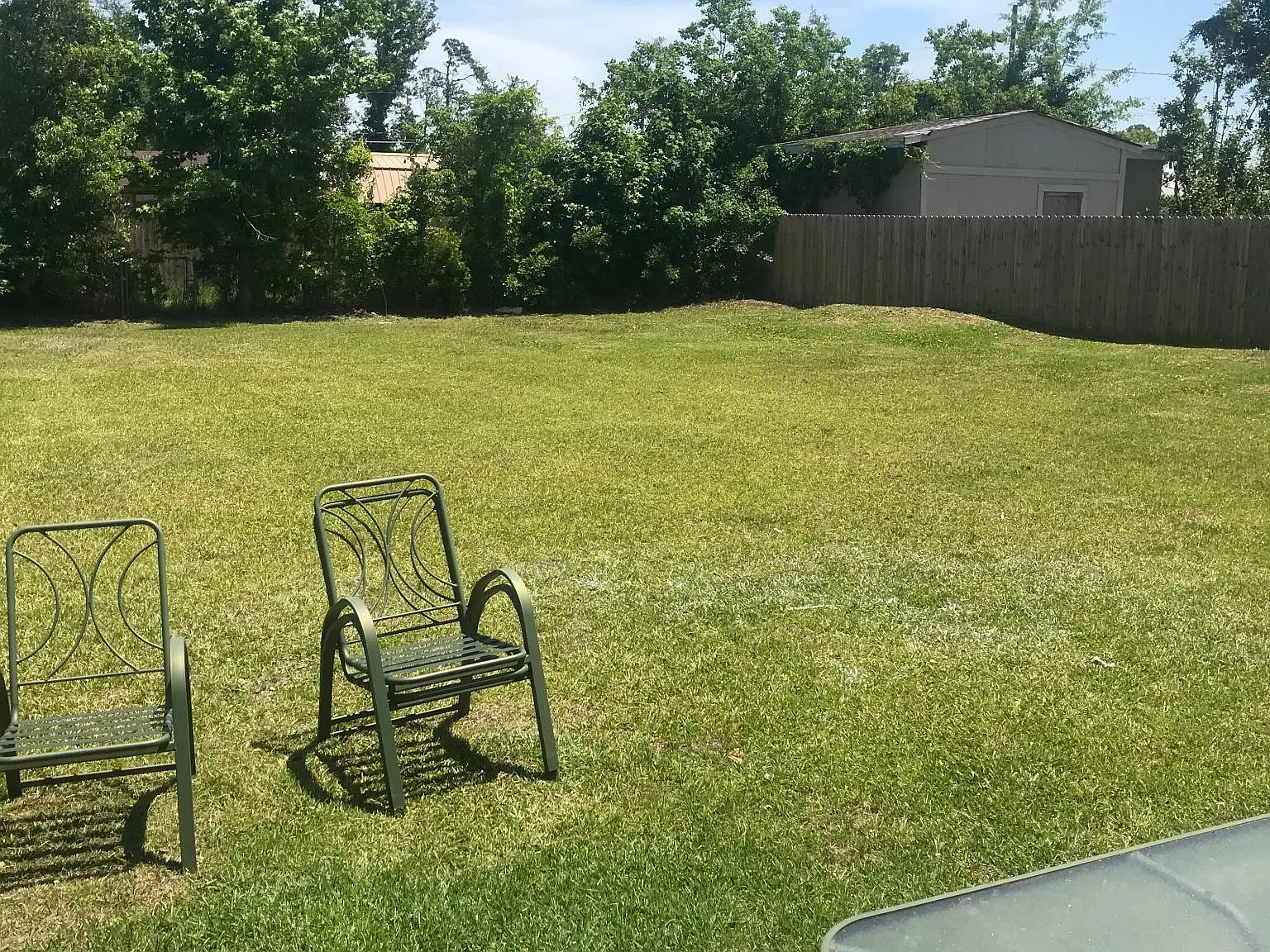 3 bed, 1075 sqft, $1,800 — Photo 3